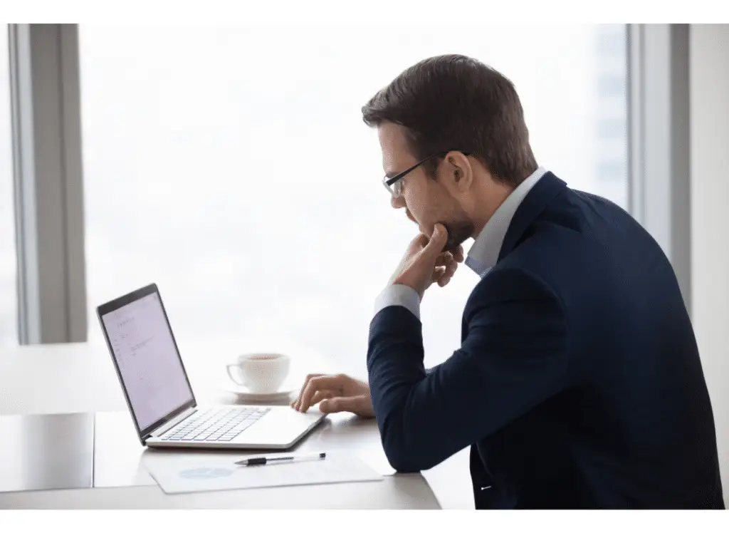 come scrivere una mail ad un’azienda