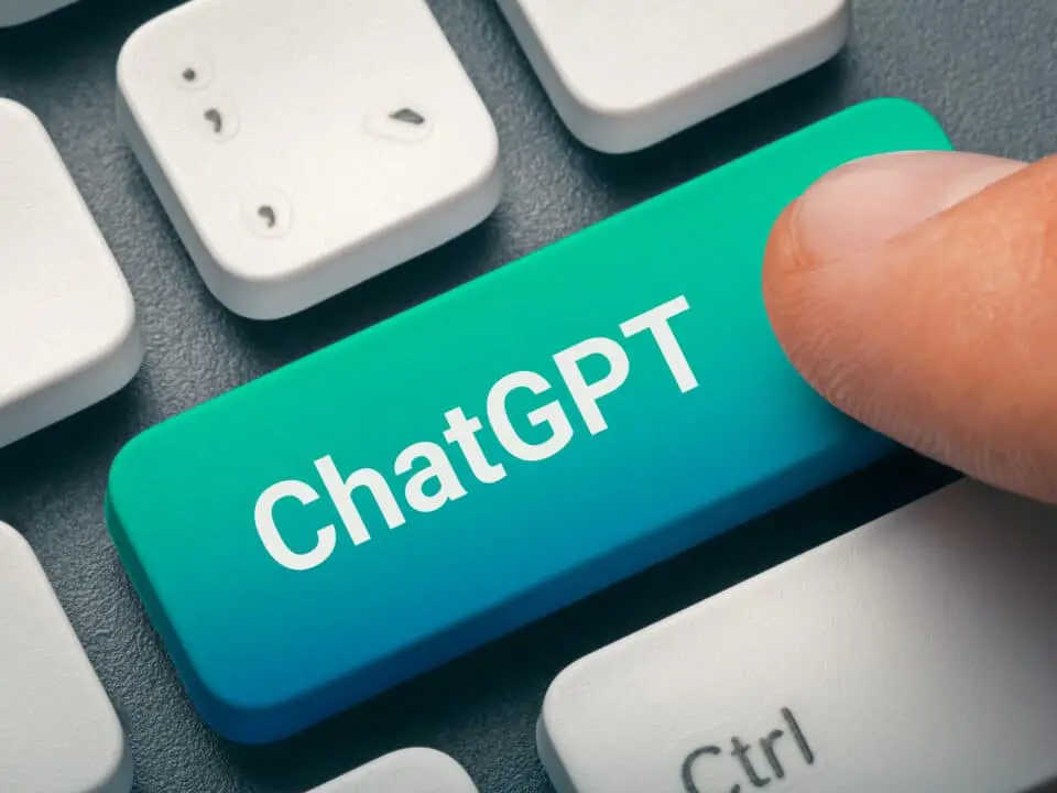 Teclado con botón ChatGPT