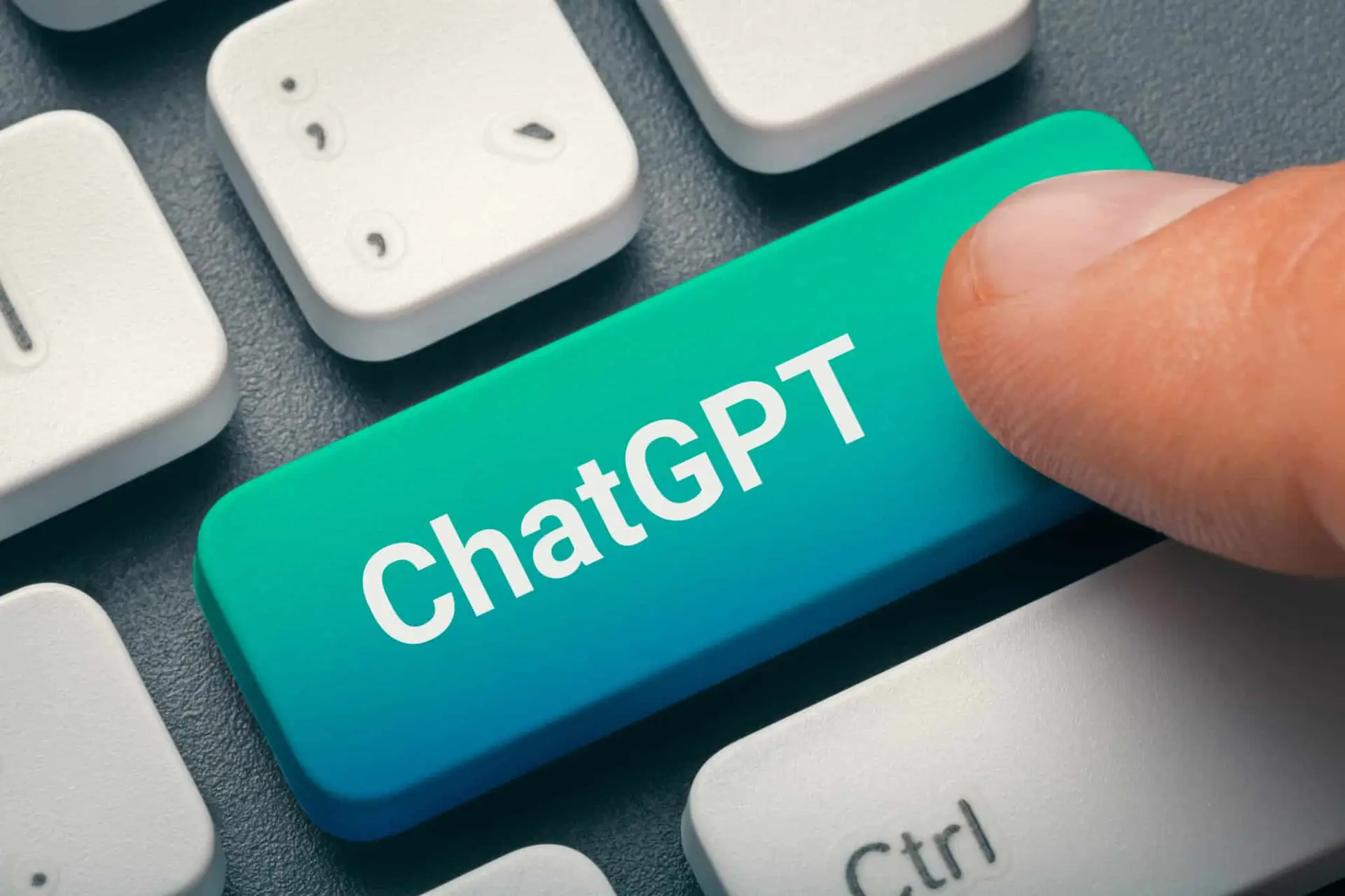 Teclado con botón ChatGPT